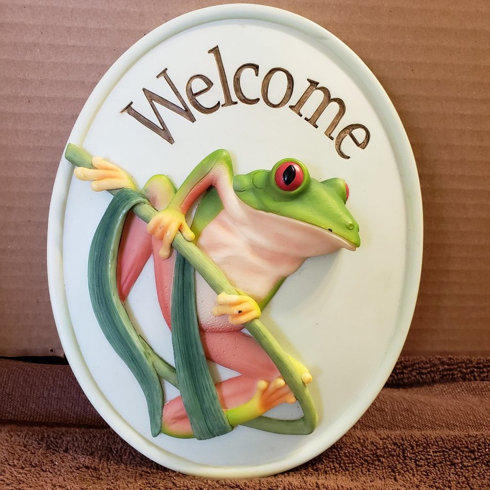 Welcome Wall Sign Plaque Green Tree Frog by Ibis & Orchid Design 8 5/8" x 6 3/4"